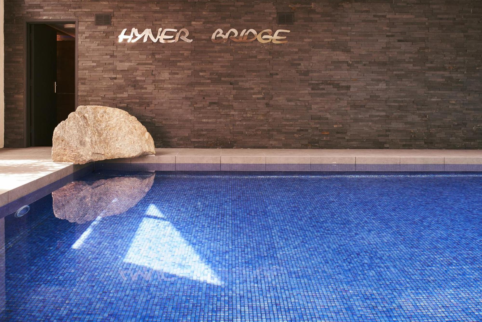 Swifts Return - Apartment With Hot Tub, Sauna And Indoor Pool 埃克塞特 外观 照片